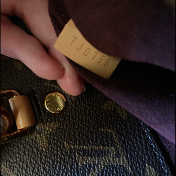 SOLD Louis Vuitton Monogram Montaigne GM - Picture 11 of 16